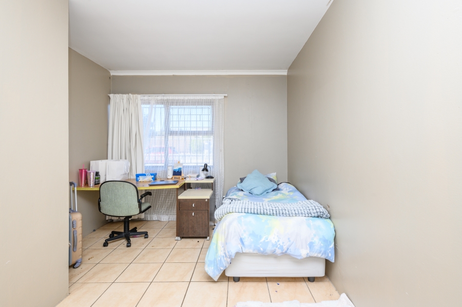 15 Bedroom Property for Sale in Summerstrand Eastern Cape